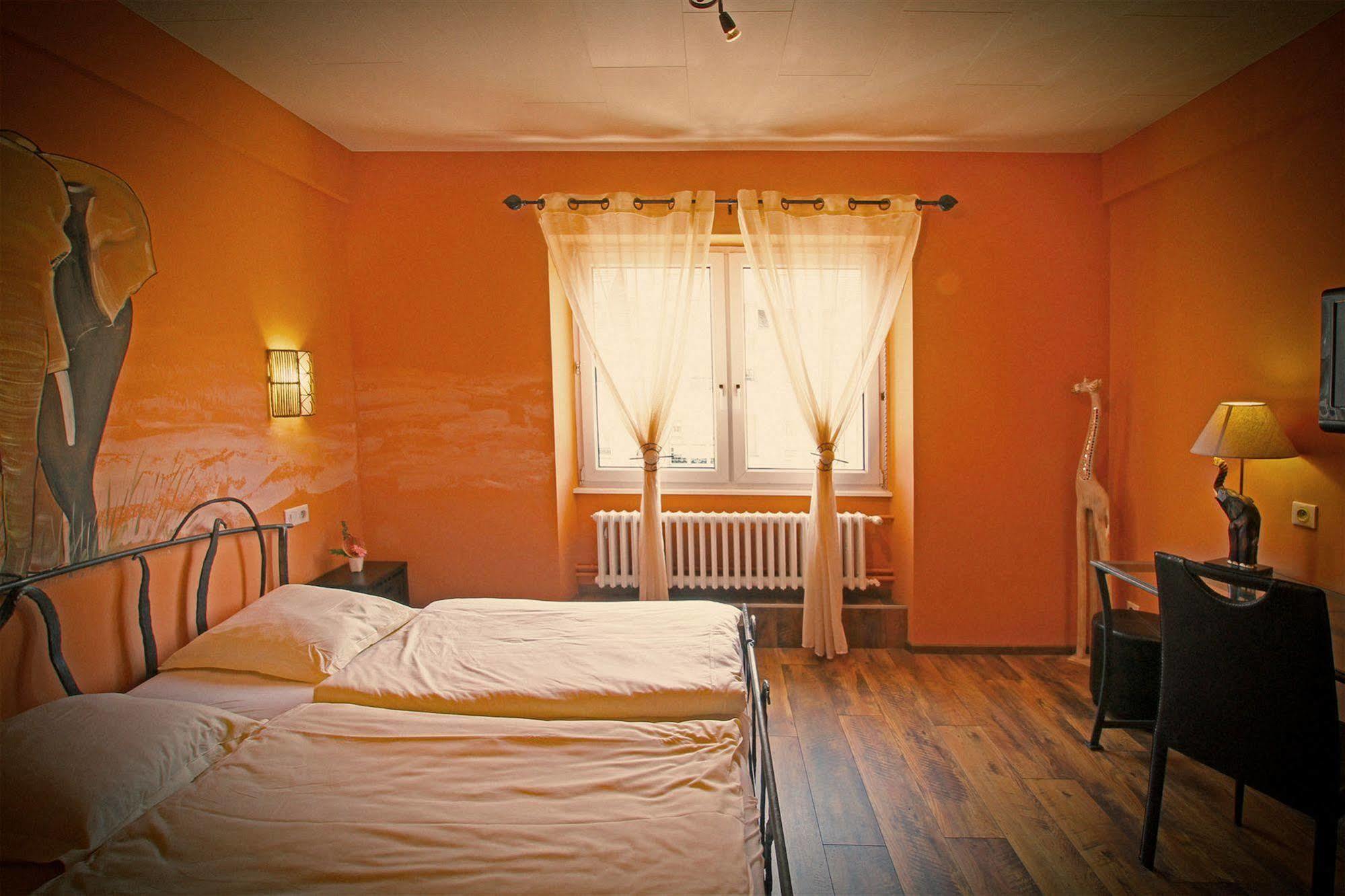Hotel Champ Alsace Haguenau Eksteriør billede